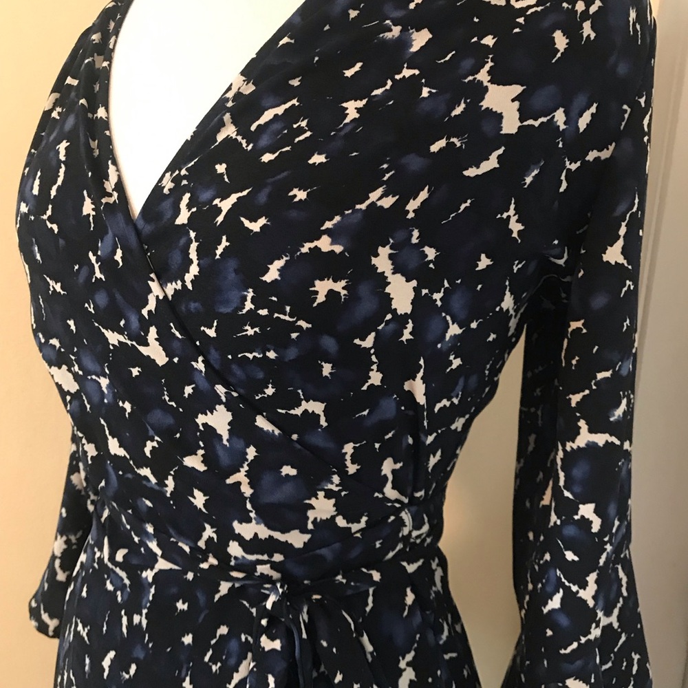 Veronica M wrap dress New in S
